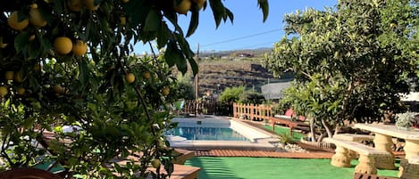 Utomhuspool