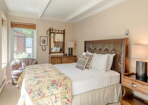 Bloc d'apartaments, 2 dormitoris | 2 dormitoris, decoració individual i mobiliari individual 