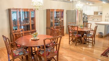 Appart'hÎtel, 2 chambres | Cuisine privée