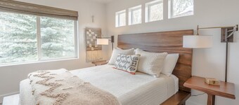 Autumn Woods Townhome 477 by Alpine Lodging Sun Valley