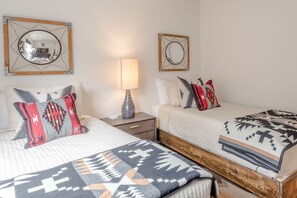 Maison mitoyenne, 3 chambres | 3 chambres, décoration personnalisée, ameublement personnalisé
