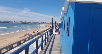 Maison avec sa piscine XXS, Coeur de Ville Ă  900 m de la Plage