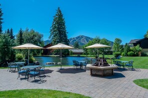 Condo, 2 Bedrooms | Pool | Outdoor pool - Cottonwood Condominiums by Alpine Lodging Sun Valley (Sun Valley)