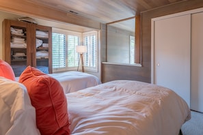 Condo, 3 Bedrooms | Individually decorated, individually furnished - Dollar Meadows Condominiums by Alpine Lodging Sun Valley (Sun Valley)