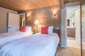 Room - Dollar Meadows Condominiums by Alpine Lodging Sun Valley (Sun Valley)