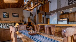 Appart'hôtel, 2 chambres | Cuisine privée