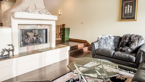 Apartamento, 3 habitaciones | Sala de estar