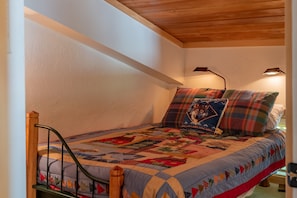 Condo, 2 Bedrooms | 2 bedrooms, individually decorated, individually furnished - Edelweiss Condo 223b by Alpine Lodging Sun Valley (Ketchum)