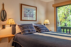 Condo, 2 Bedrooms