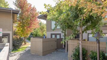 Condo, 2 phòng ngủ | Khuôn viên nơi lưu trú