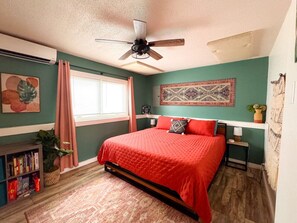 2 bedrooms, desk, iron/ironing board, travel crib