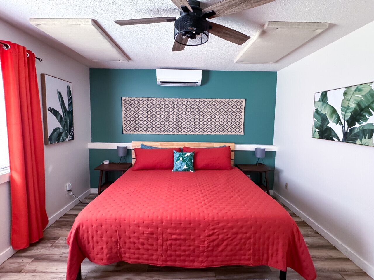 2 多间卧室、办公桌、熨斗/熨衣板、旅行婴儿床