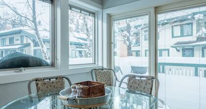 Prospector Condominiums by Alpine Lodging Sun Valley