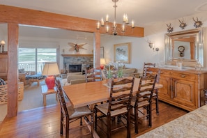 Condo, 2 Bedrooms | Private kitchen