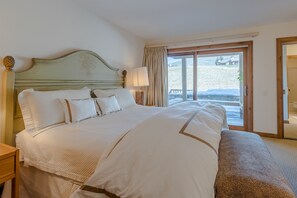 Apartment, 2 Schlafzimmer | Individuell dekoriert, individuell eingerichtet