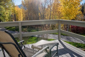 Appart'hôtel, 2 chambres | Balcon