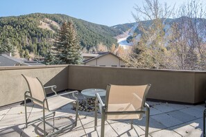 Balcony - Sage Road by Alpine Lodging Sun Valley (Ketchum)