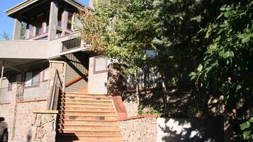 Maison mitoyenne, 5 chambres | Extérieur