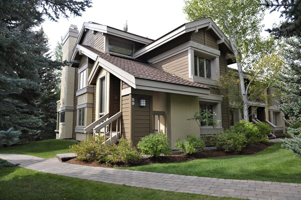 Condo, 3 habitaciones | Exterior