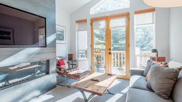 Condo, 3 quartos | Sala de estar