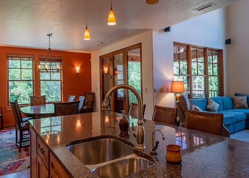 The Timbers by Alpine Lodging Sun Valley