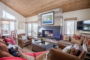 Living room - Wildflower Condominiums by Alpine Lodging Sun Valley (Sun Valley)