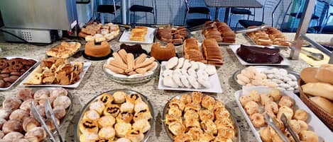 Colazione self-service inclusa, servita tutte le mattine