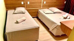 Ảnh chưa phân loại, 2 trong số 24 ảnh, nút