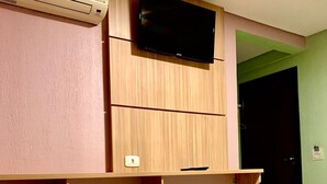 Ảnh chưa phân loại, 3 trong số 24 ảnh, nút