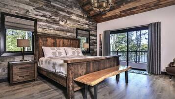 5 bedrooms, desk, iron/ironing board, free WiFi