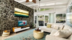 House, Multiple Beds (Surf Temple Cottage) | Living room - Surf Temple Cottage (Kailua-Kona)