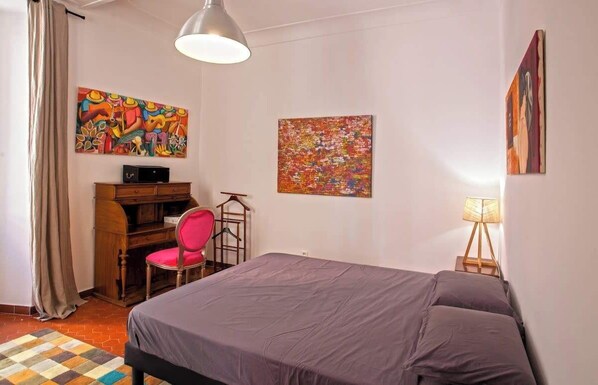 2 habitaciones, wifi y ropa de cama