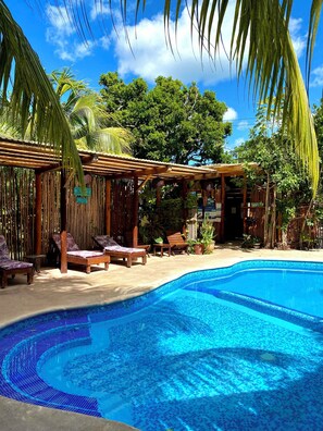Piscine extérieure
