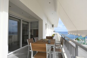 Apartamento | Terraza o patio