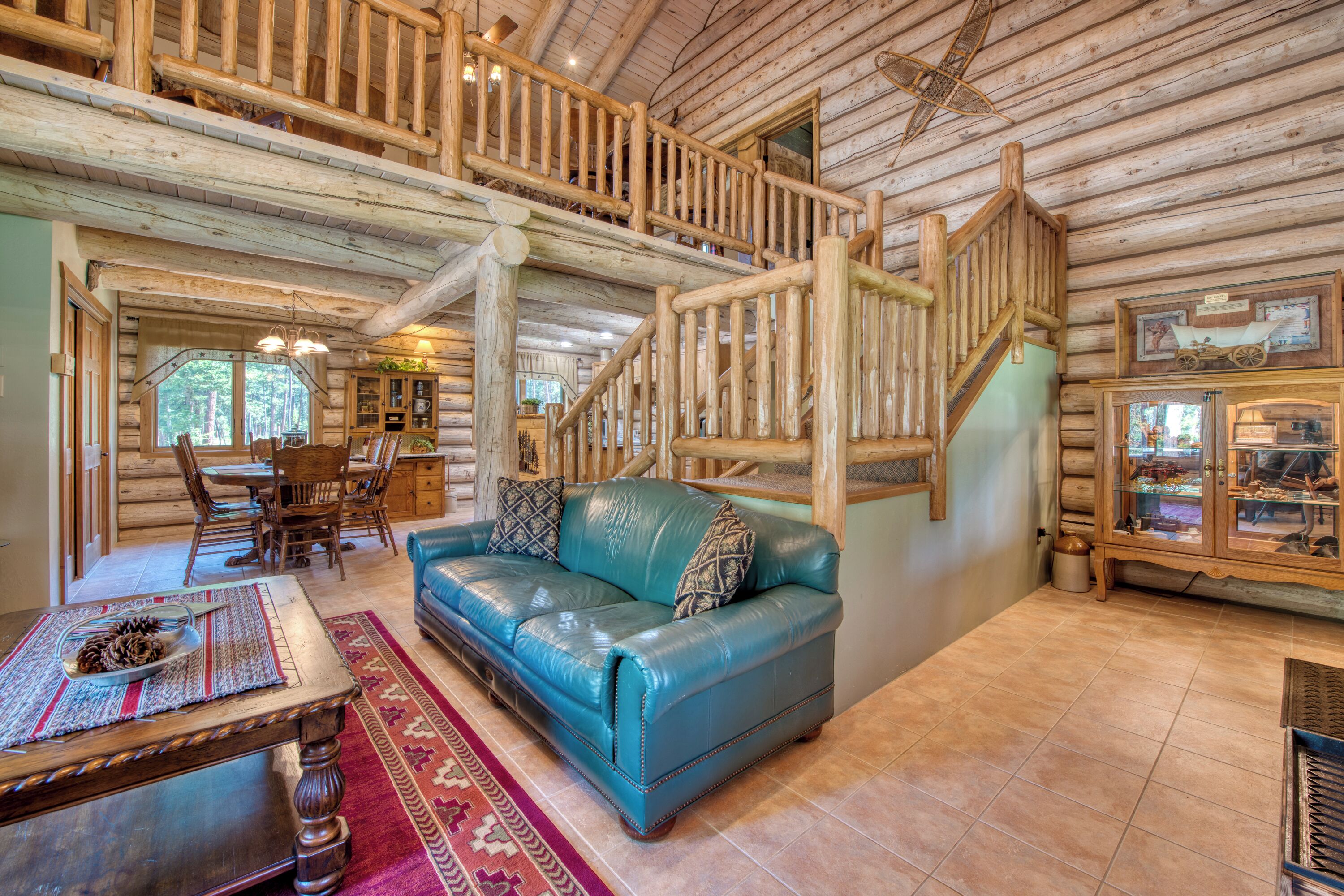 智能电视、桌上足球、书