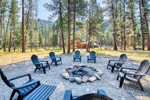 Property grounds - Calaway Lodge --fishing, hunting, summer sports, winter sports, national forest (Darby)