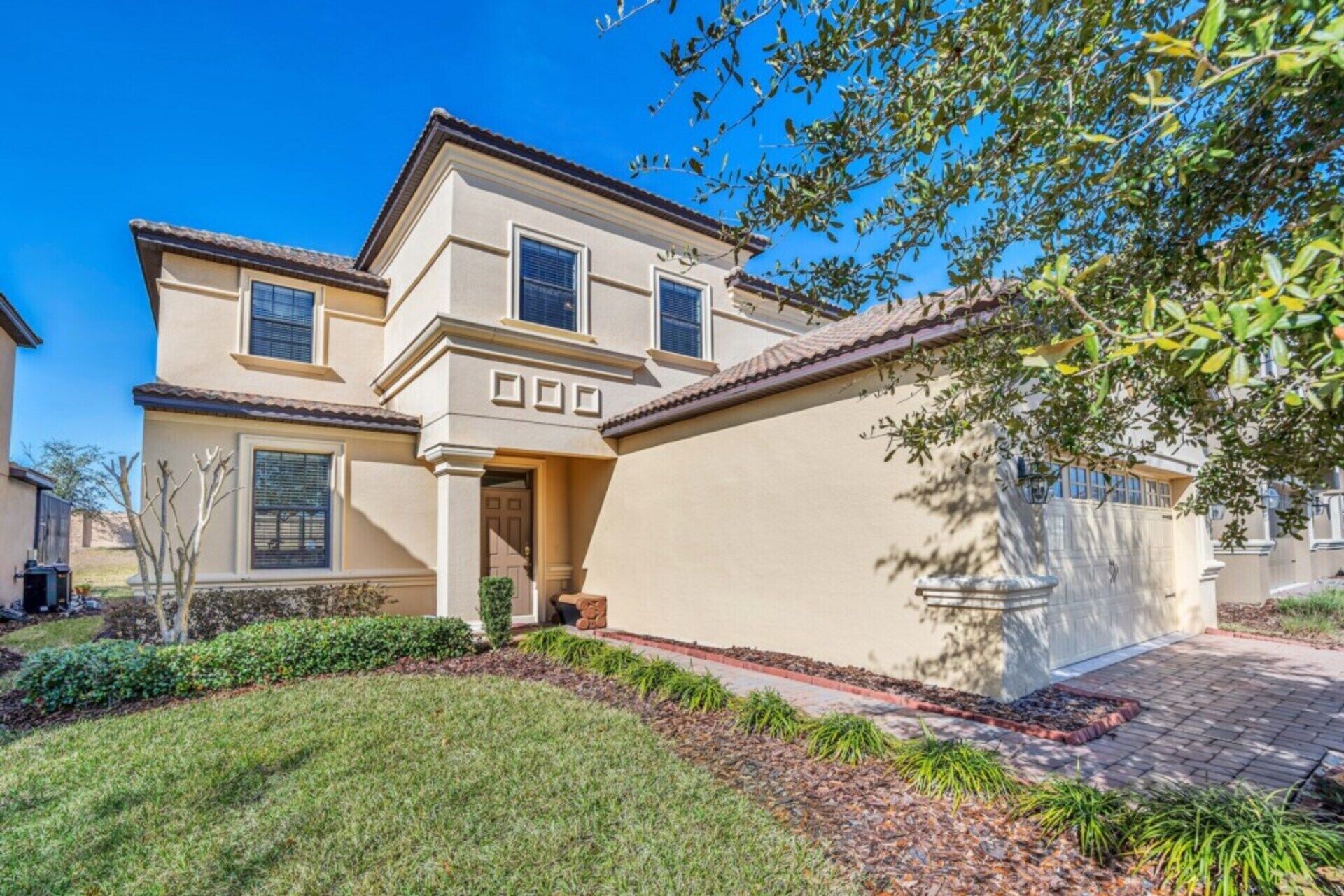 Imagine Your Family Renting This Luxury Contemporary Style Villa on Champions Gate Resort