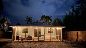 Exterior - Stuart - Waterfront home on Manatee Pocket with boat slips available  (Stuart)