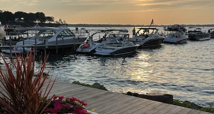 Okoboji Bridges Bay Cabin 111~ Waterpark Passes and Relaxing Retreat