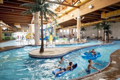 Okoboji Bridges Bay Cabin 111~ Waterpark Passes and Relaxing Retreat 