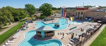 Okoboji Bridges Bay Cabin 111~ Waterpark Passes and Relaxing Retreat