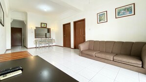 Meja sambut tetamu