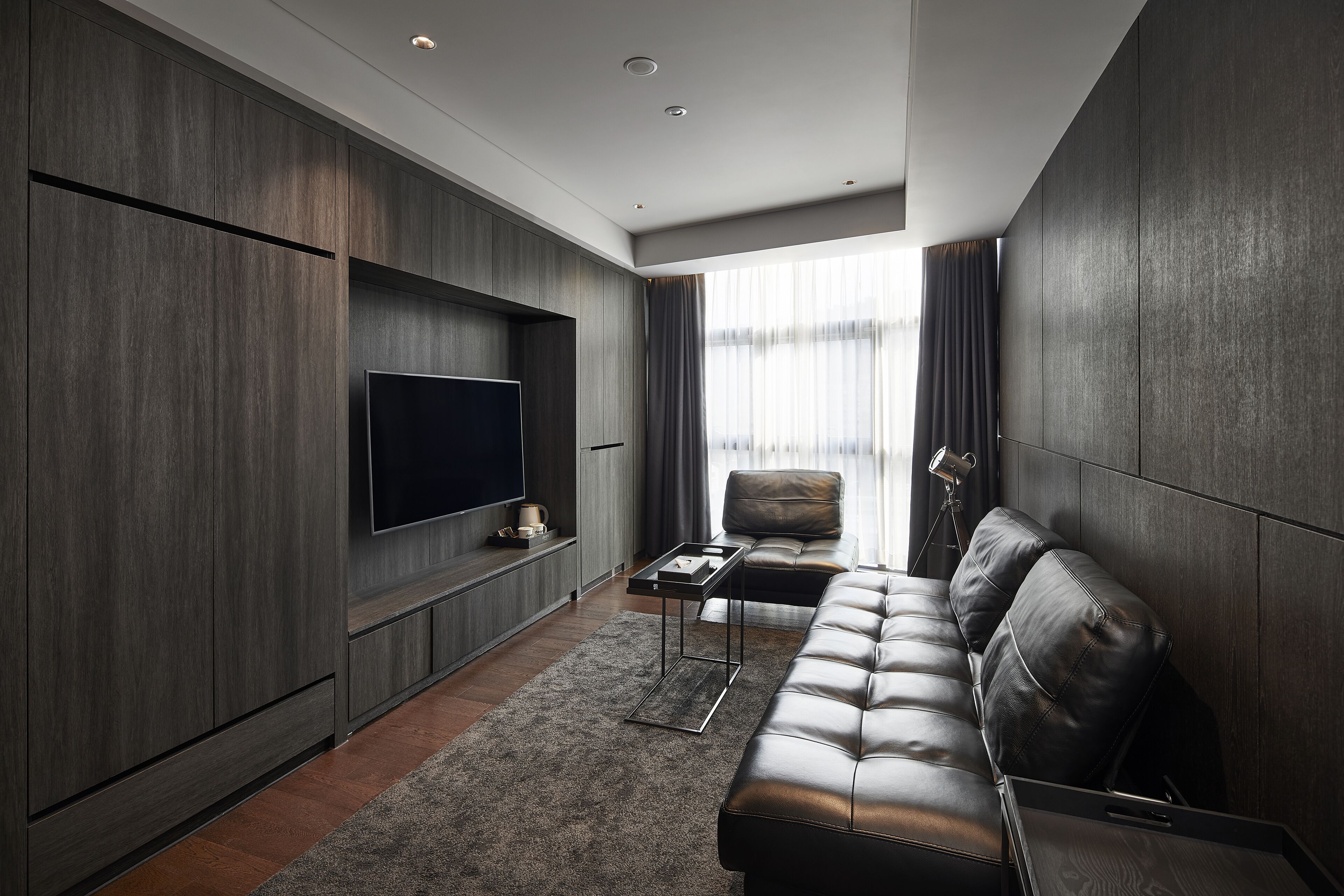 penthouse (a) | living area | flat-screen tv