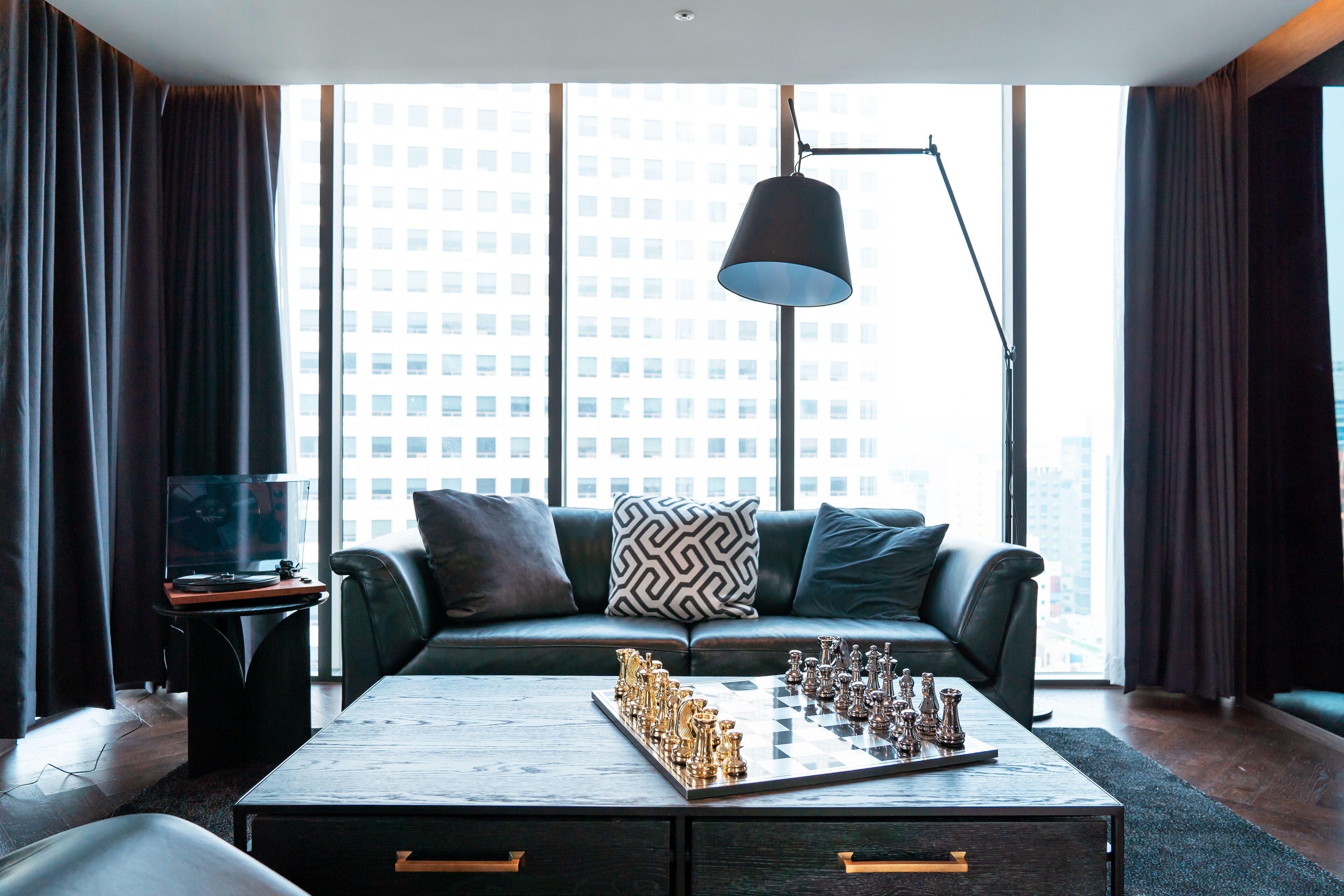 penthouse (b) | soundproofing, free wifi, bed sheets