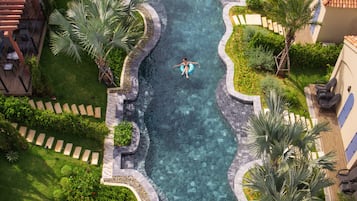 5 Außenpools, geöffnet von 06:00 Uhr bis 20:00 Uhr, Cabañas (kostenlos)