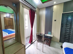 Phòng đôi Deluxe, nhiều giường, quang cảnh thành phố | Quang cảnh từ phòng