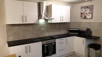 House | 3 bilik tidur, seterika/papan seterika, Wi-fi percuma, cadar katil