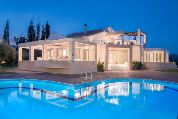 A heated pool - Astarte Villas - Istar Luxurious Private Villa With Pool - Zante - Greece (Ζάκυνθος)
