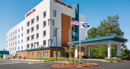 Hampton Inn Bellingham Airport
