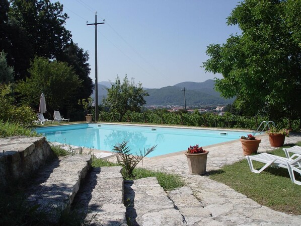 Piscina a l'aire lliure